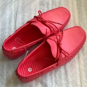 Coral Pink Foam Slip On Shoes Moccasins Loafer Style Cutout Sides Size 38 NWOT